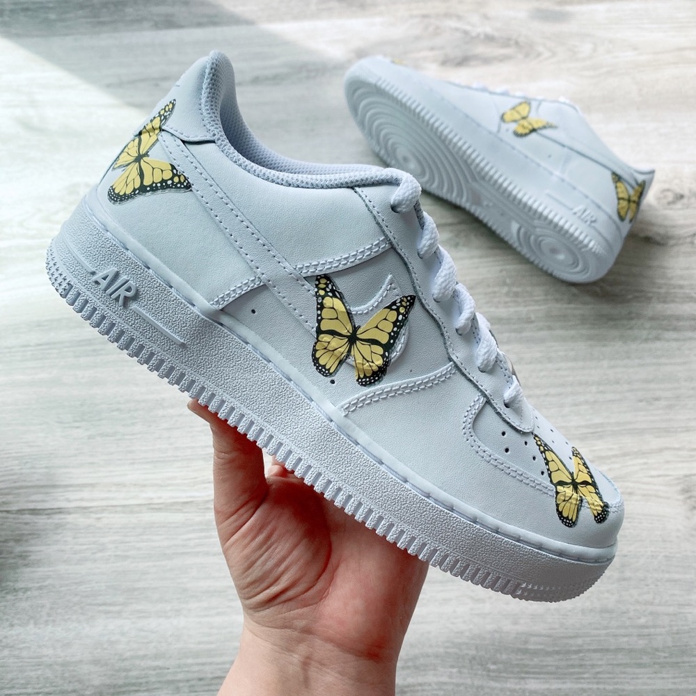 Nike Air Force 1 low custom butterfly ๐ฆ - Picture 1 of 7